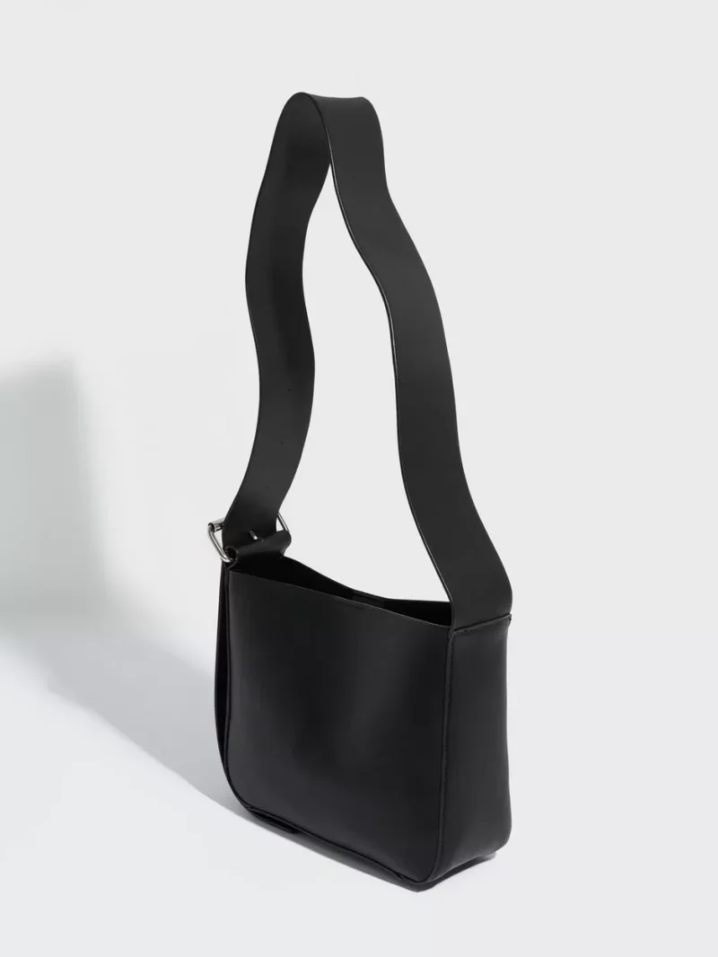 Nelly Women's Bag Black from Pieces GOOFASH