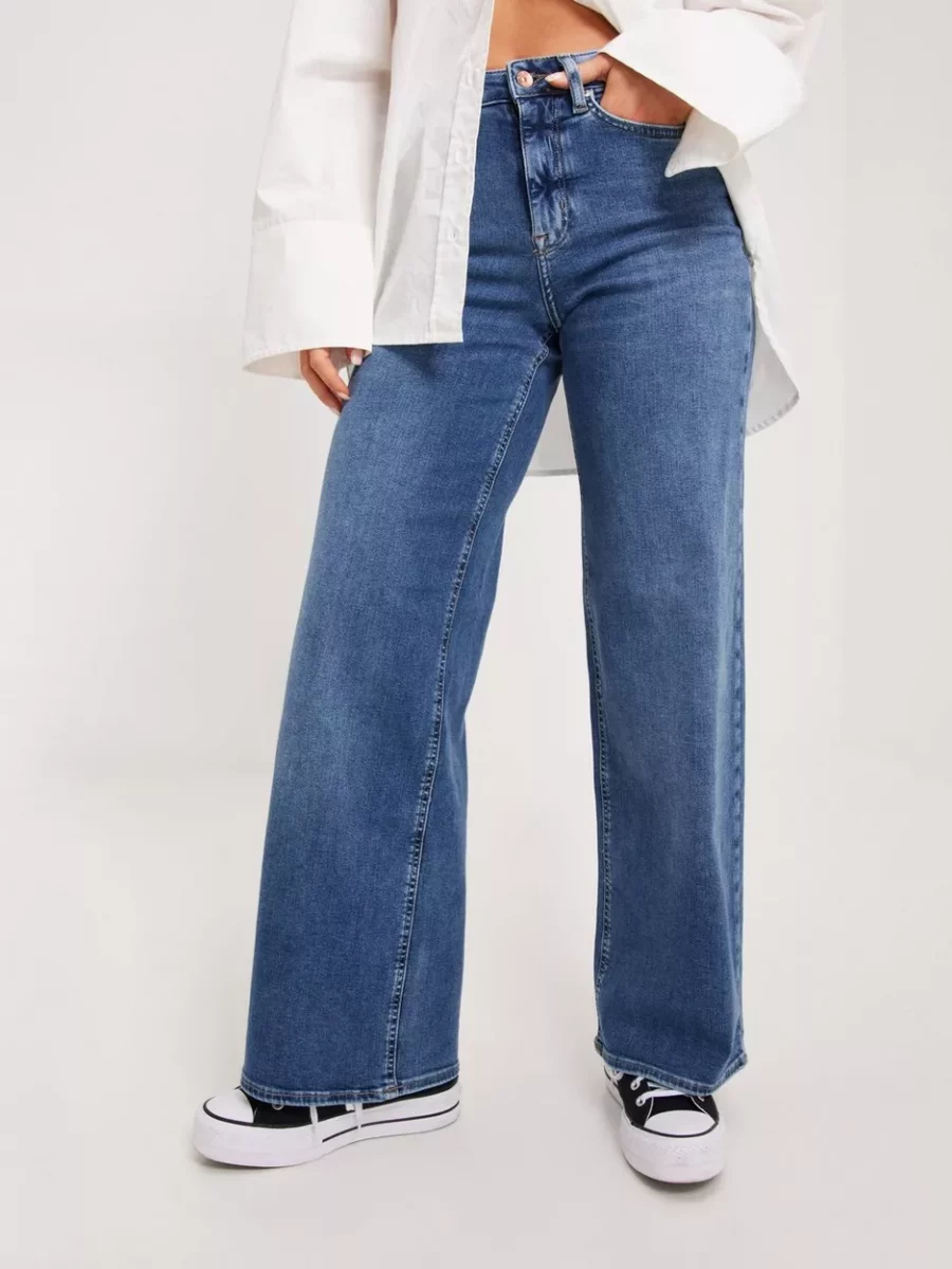 Nelly Womens Blue High Waist Jeans from Only GOOFASH