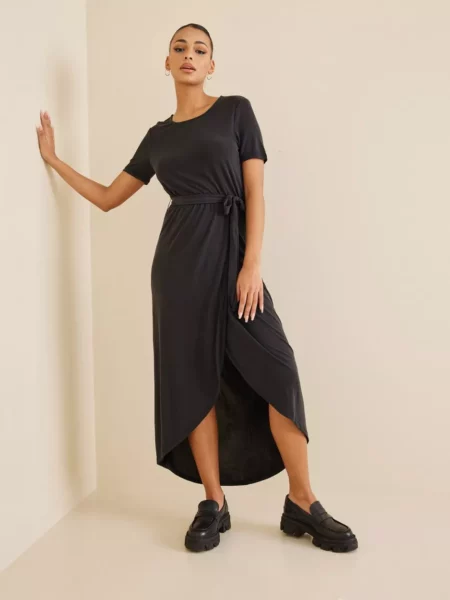 Object Collectors Item Dress in Black for Women at Nelly GOOFASH