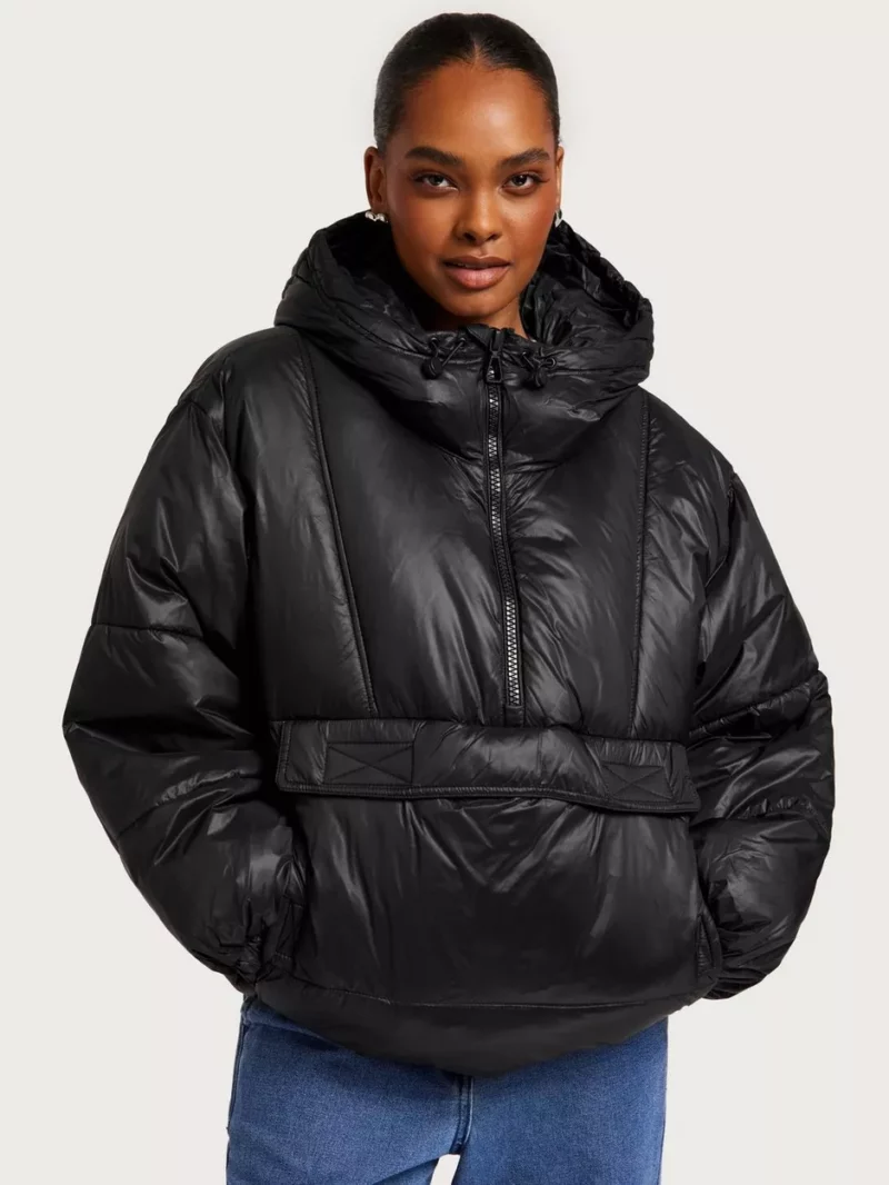 Only - Anorak Black for Women by Nelly GOOFASH