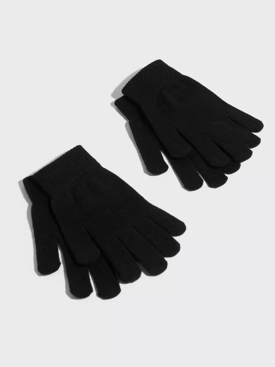 Only Ladies Mittens in Black - Nelly GOOFASH