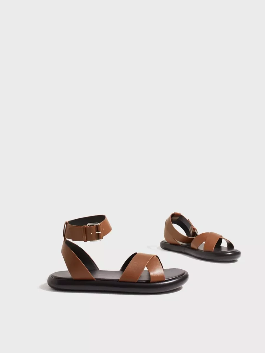 Only - Ladies Sandals in Brown at Nelly GOOFASH