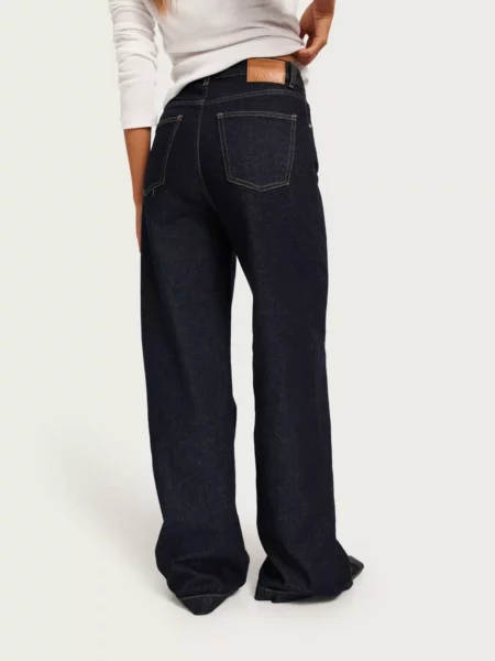 Only - Lady Wide Leg Jeans in Blue from Nelly GOOFASH