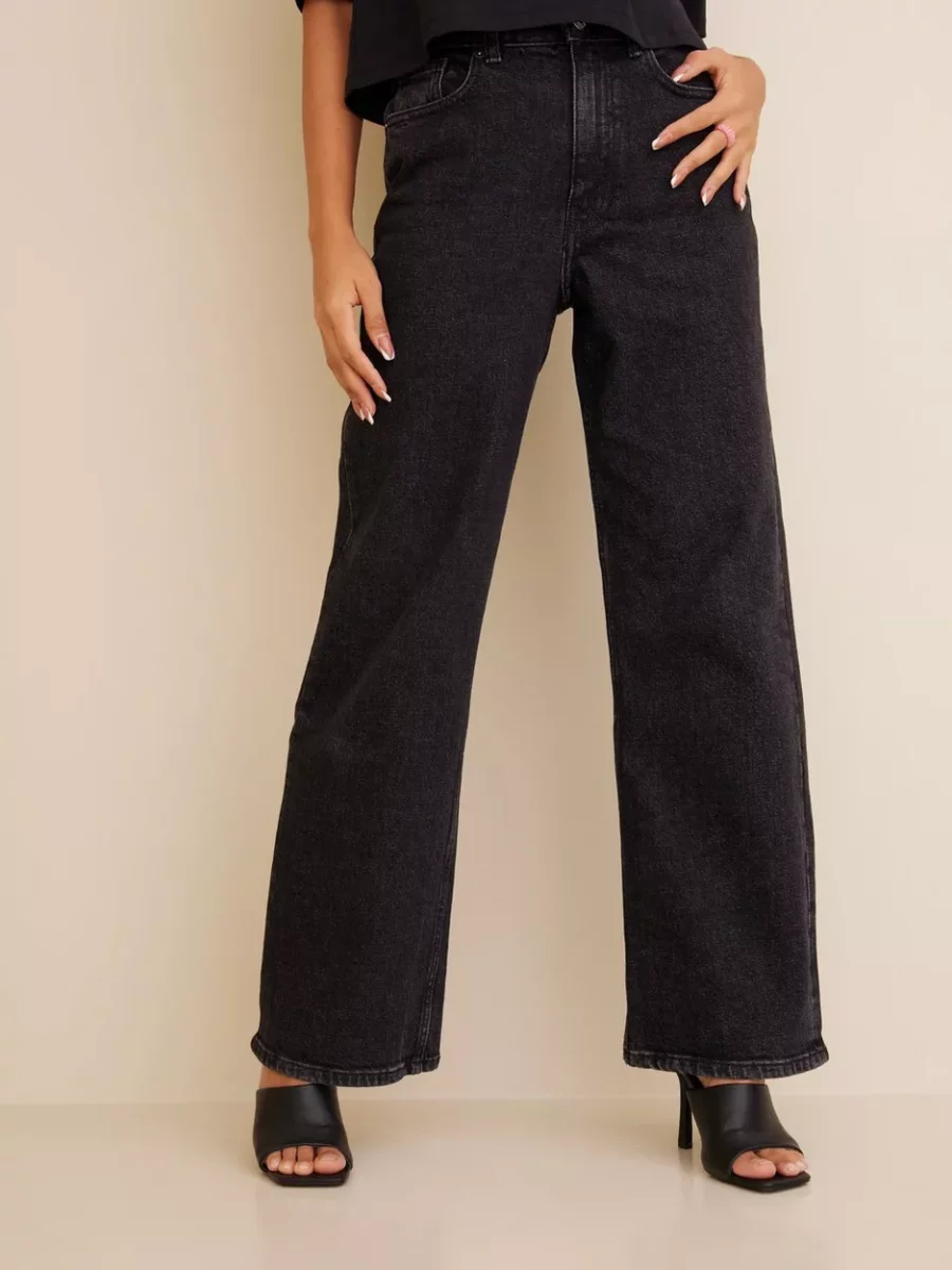 Only Women High Waist Jeans in Black from Nelly GOOFASH
