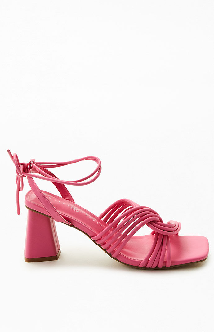 Pacsun - Ladies Heeled Sandals in Pink from Daisy Street GOOFASH