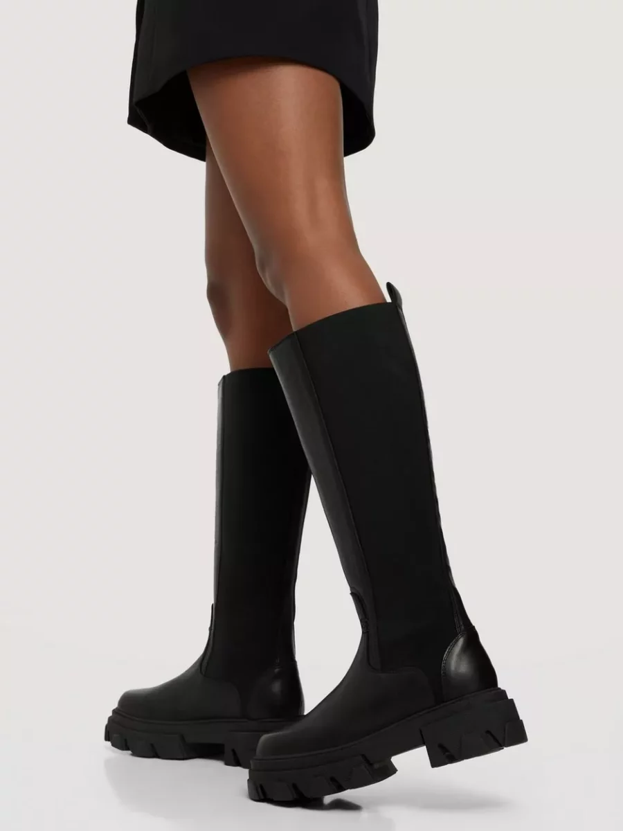 Pavement - Women's Black Knee High Boots by Nelly GOOFASH