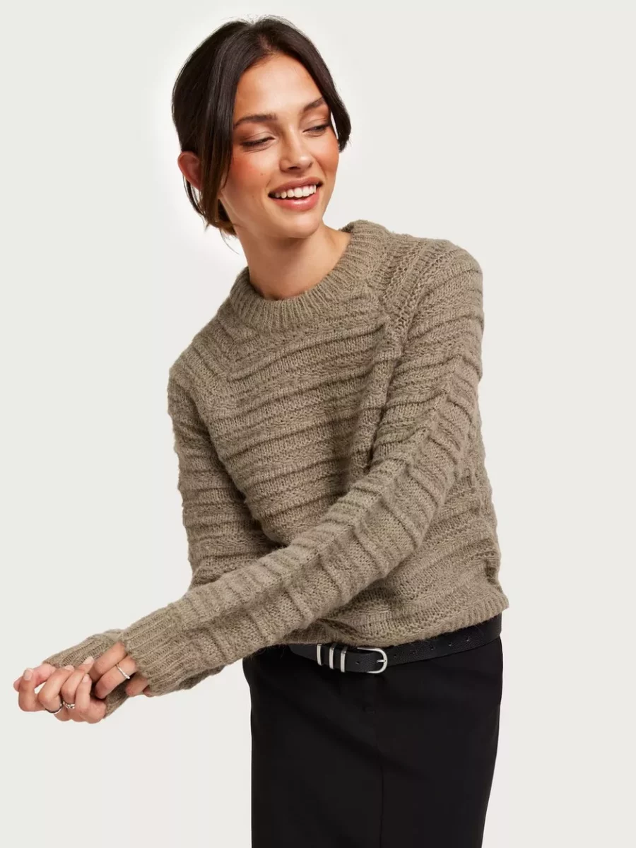 Pieces Women Brown Knitted Sweater from Nelly GOOFASH