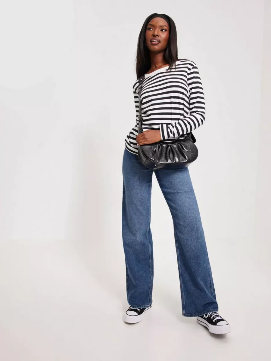 Pieces Womens Blue High Waist Jeans at Nelly GOOFASH