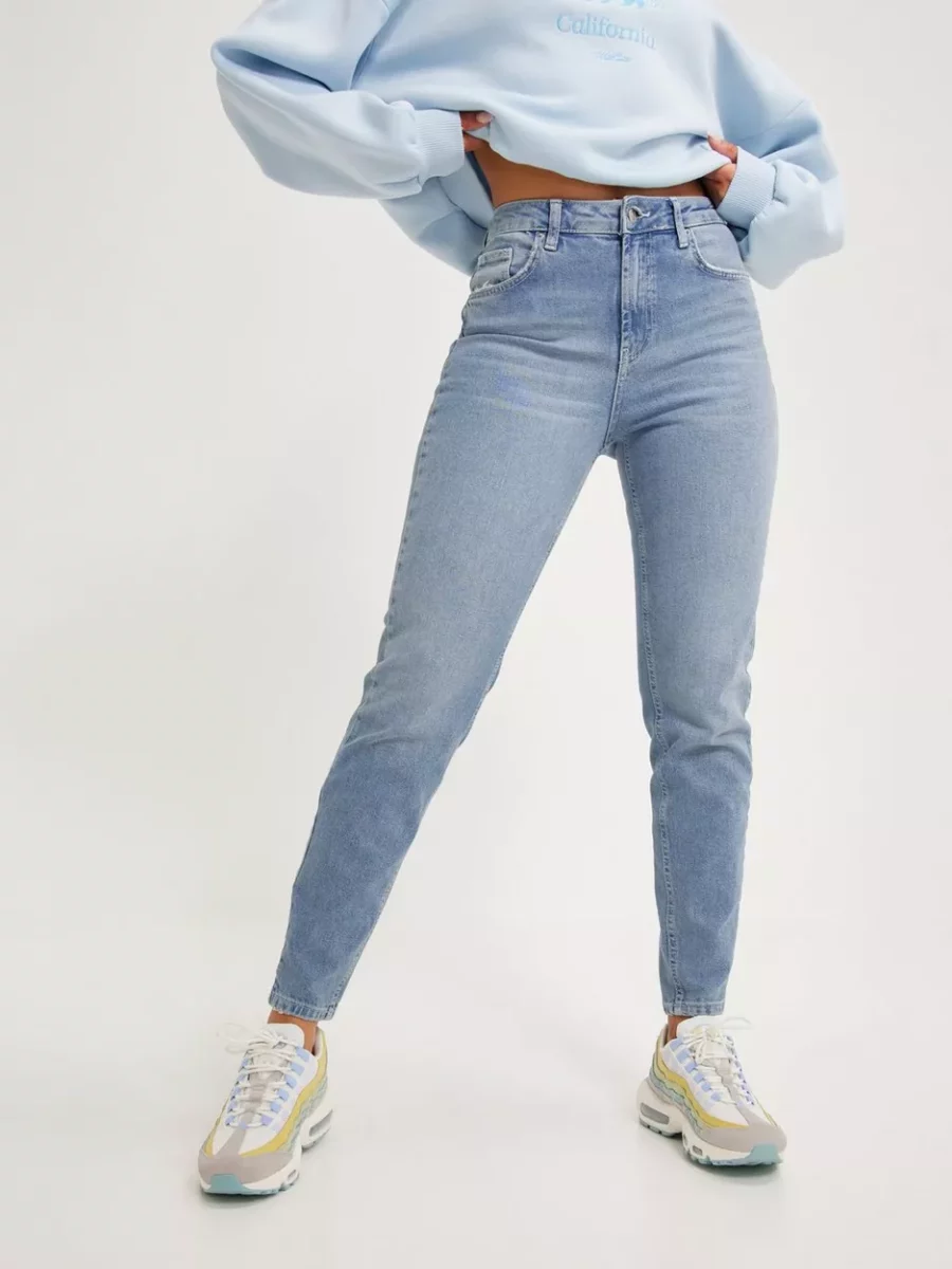 Pieces Women's Blue Jeans from Nelly GOOFASH