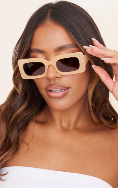 PrettyLittleThing - Beige - Woman Sunglasses GOOFASH