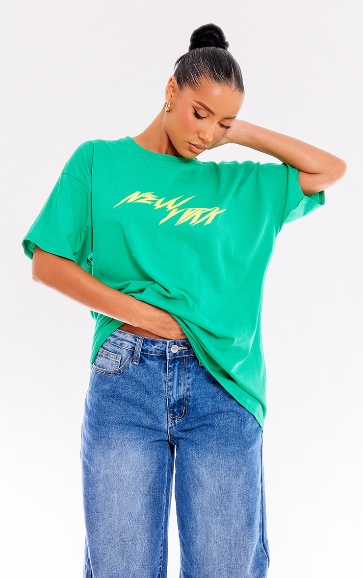 PrettyLittleThing - Green T-Shirt GOOFASH