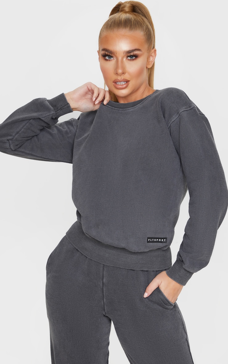 PrettyLittleThing - Ladies Sweatshirt in Grey GOOFASH