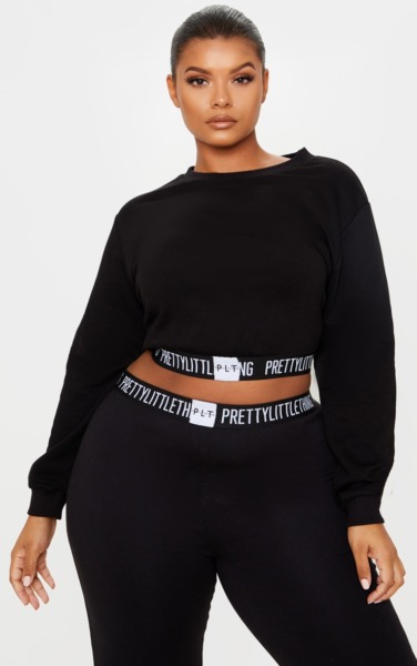 PrettyLittleThing Sweatshirt in Black Woman GOOFASH