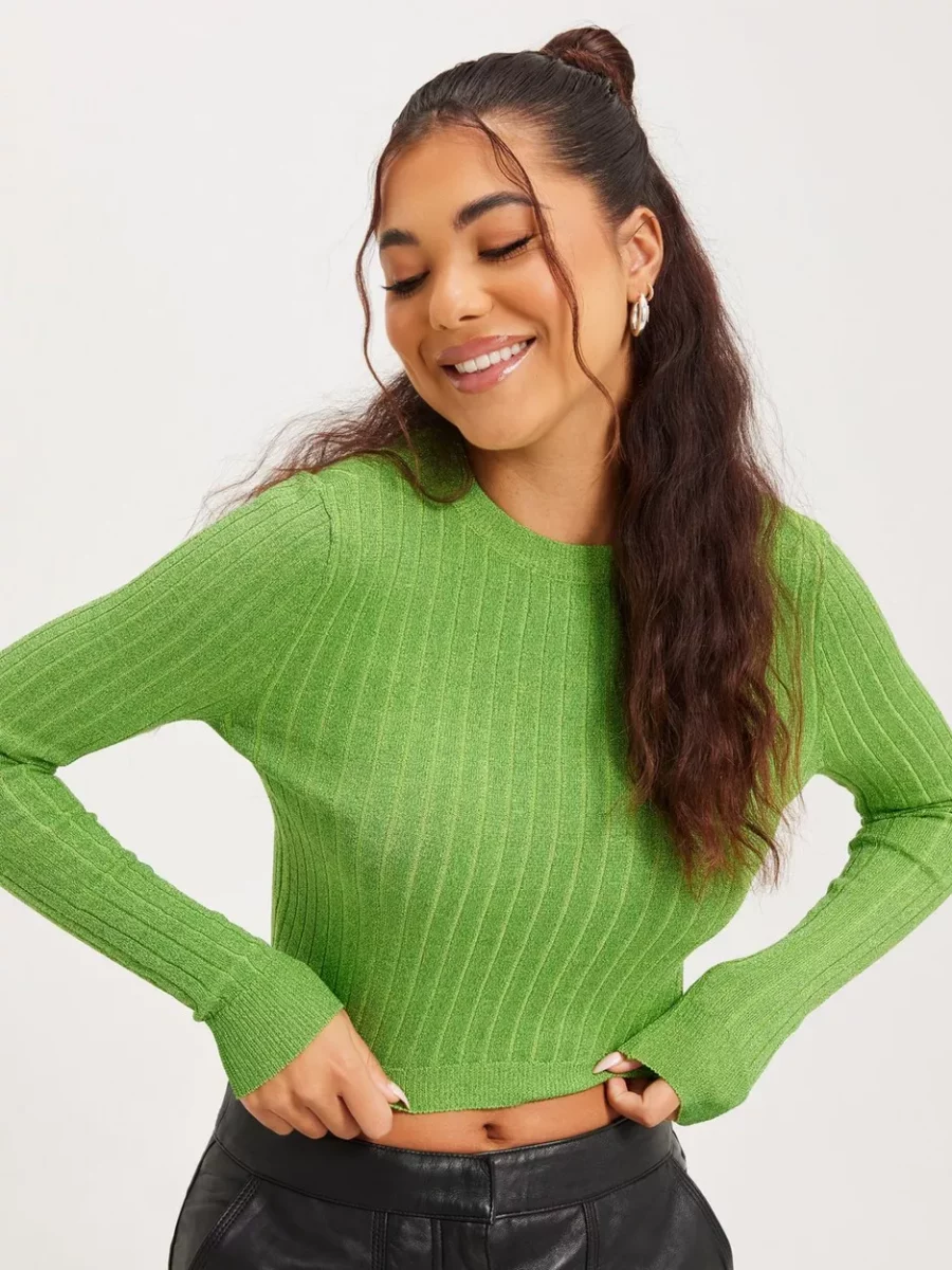 Pullover in Green - Nelly - Only GOOFASH
