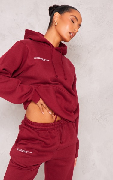 Red Hoodie for Women from PrettyLittleThing GOOFASH