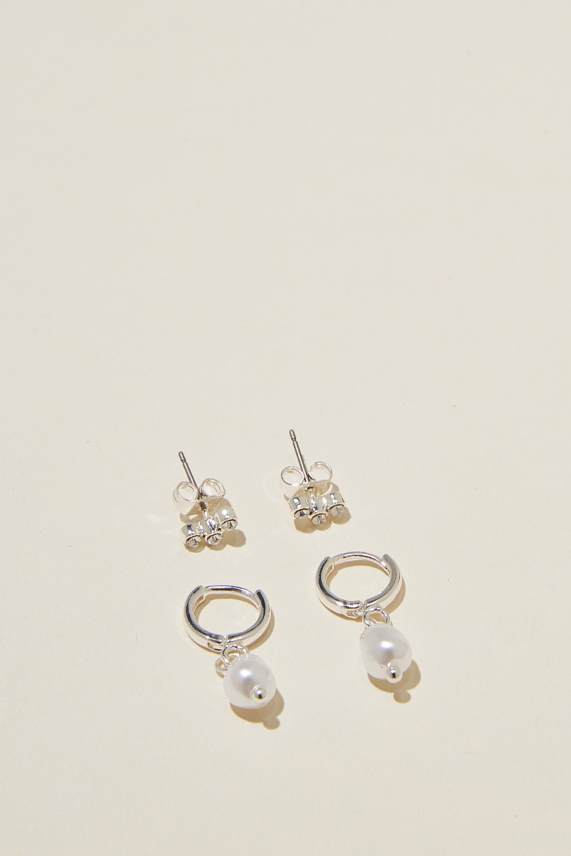 Rubi Earrings in Silver from Cotton On GOOFASH