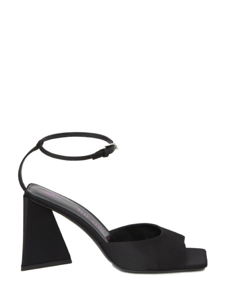 Sandals in Black - Thetico - Leam GOOFASH
