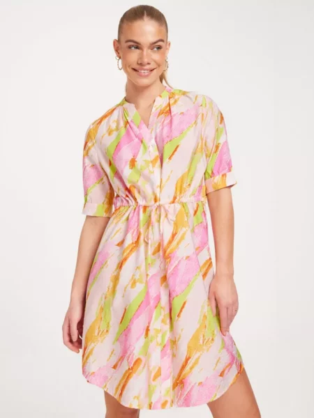 Selected - Dress Rose - Nelly Women GOOFASH