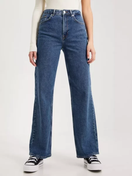 Selected Wide Leg Jeans in Blue Nelly Woman GOOFASH
