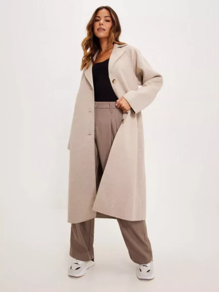 Selected Women's Coat in Sand - Nelly GOOFASH