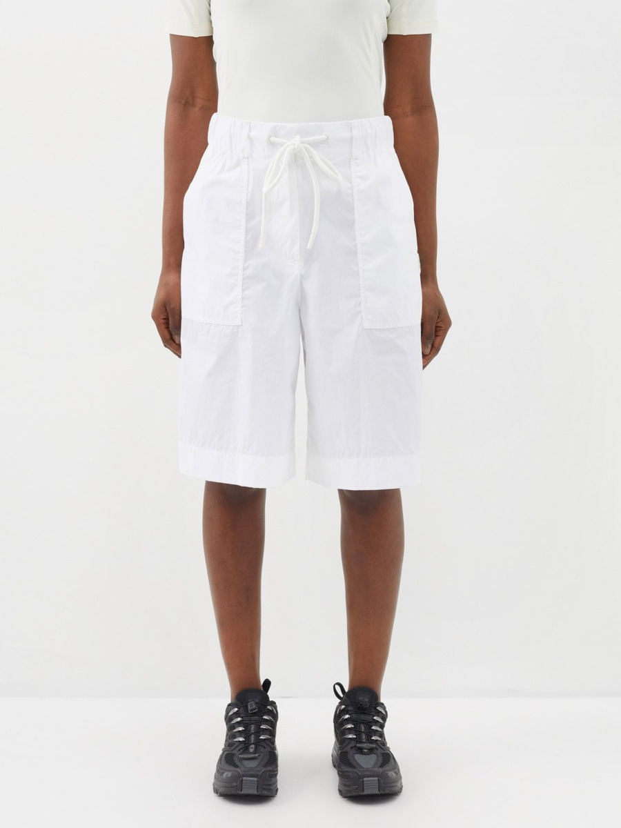 Shorts White - Moncler - Woman - Matches Fashion GOOFASH