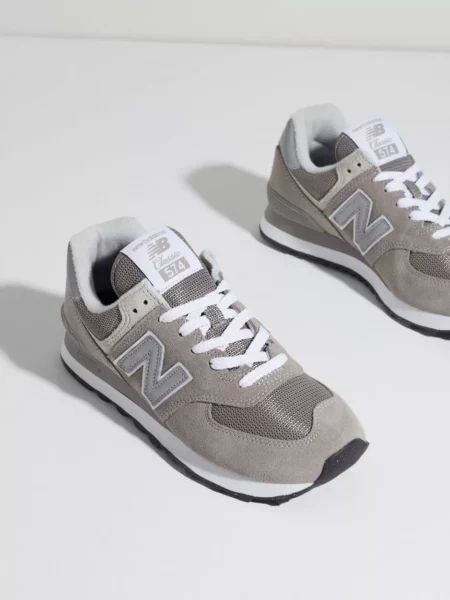 Sneakers White New Balance Woman - Nelly GOOFASH