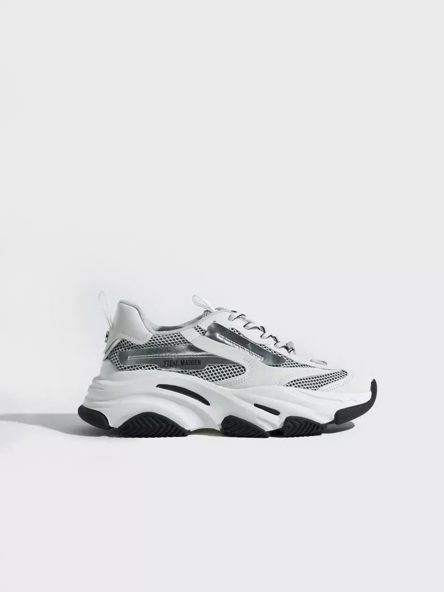 Sneakers in Silver for Woman at Nelly GOOFASH