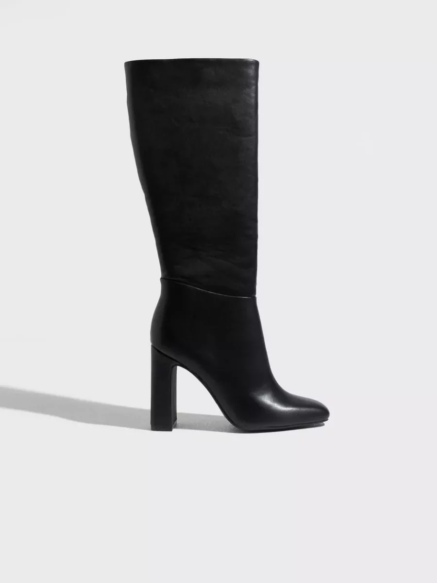 Steve Madden - Knee High Boots in Black by Nelly GOOFASH