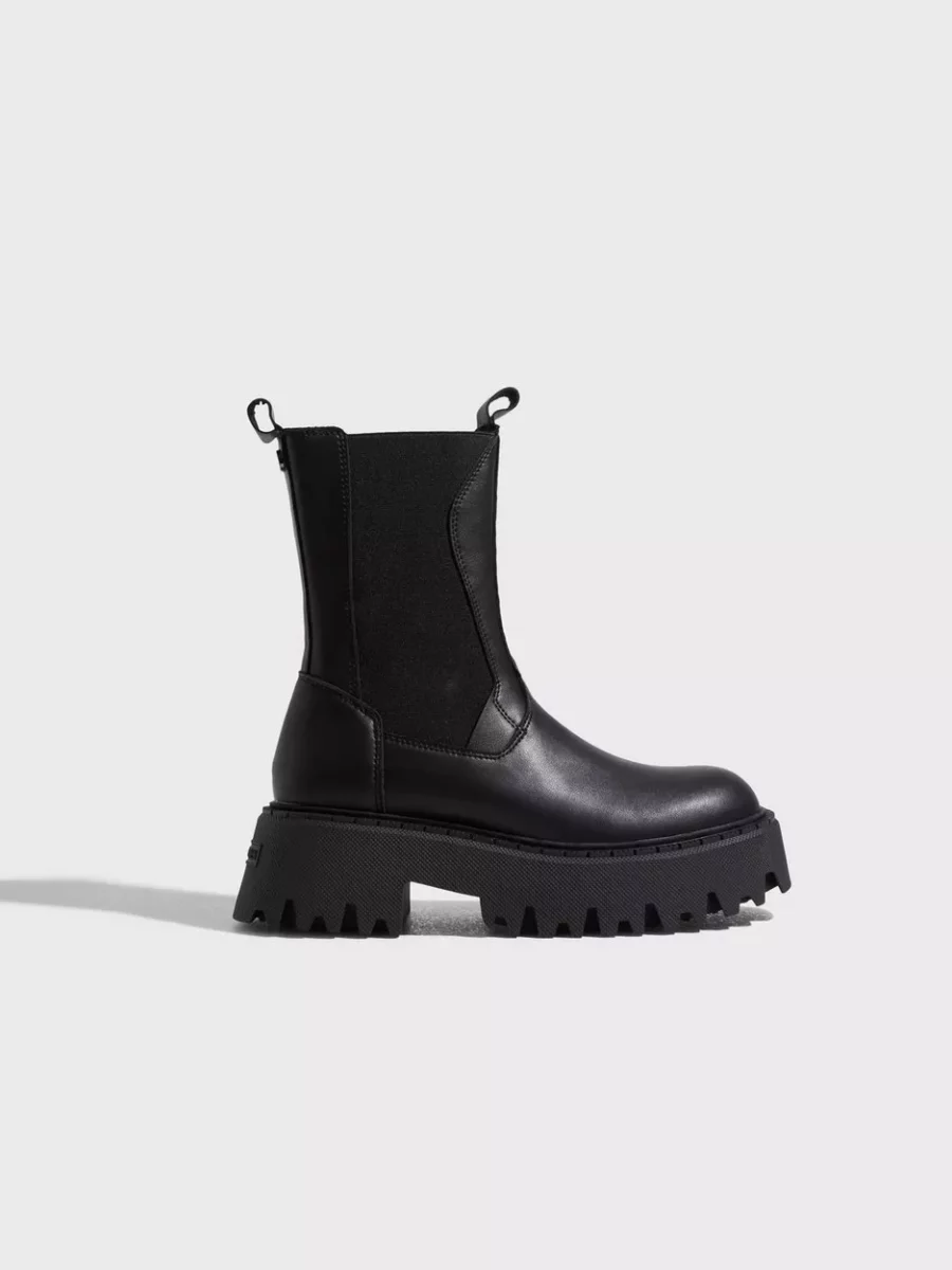 Steve Madden - Woman Black Chelsea Boots by Nelly GOOFASH