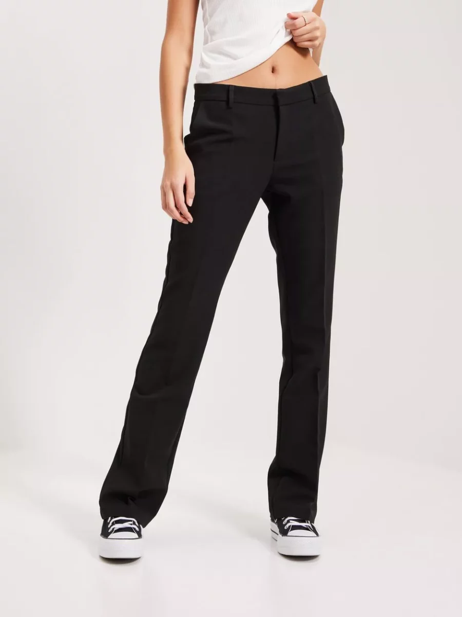 Suit Trousers in Black Nelly Neo Noir GOOFASH