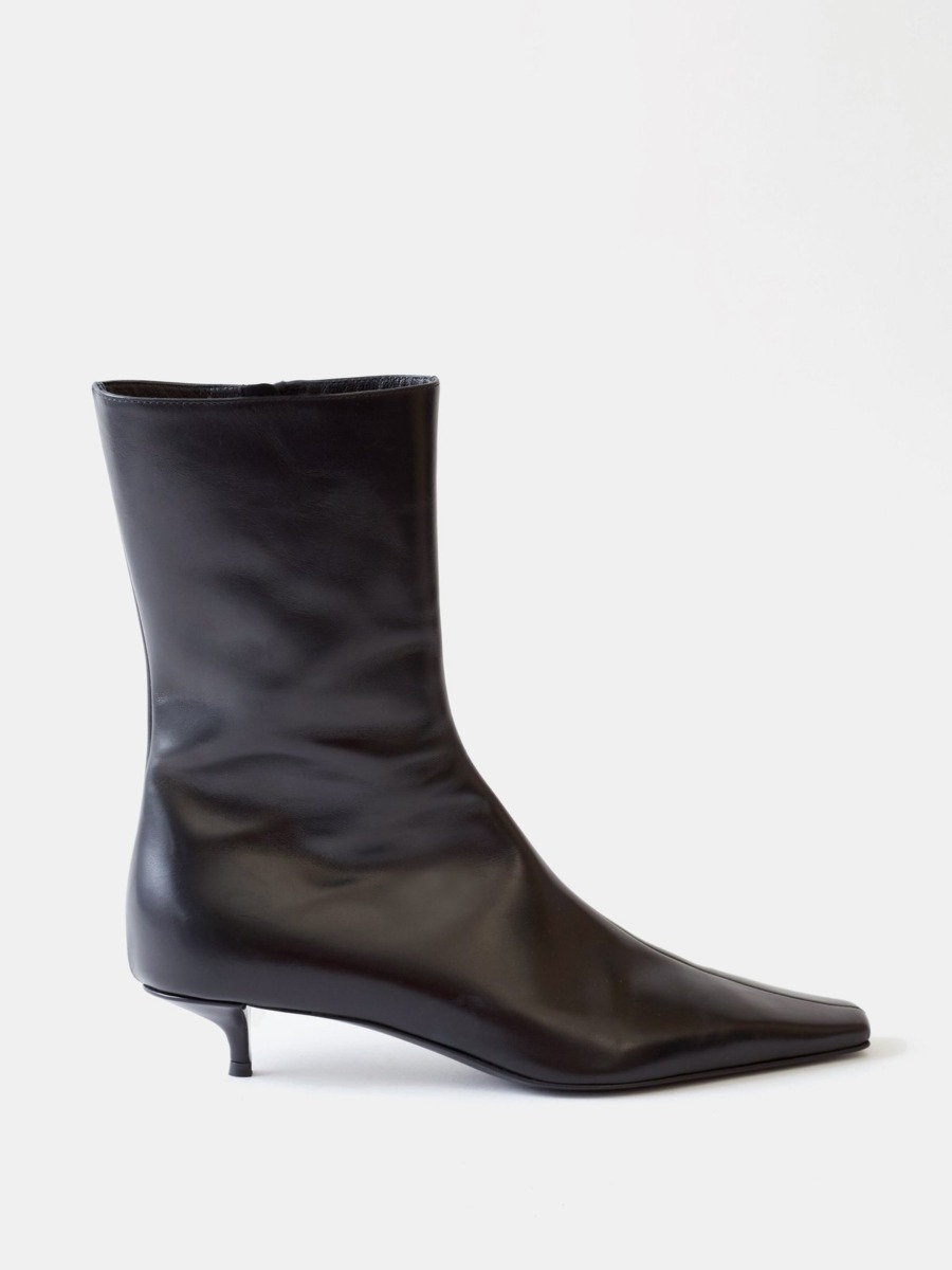 The Row - Black - Women Ankle Boots - Matches Fashion GOOFASH