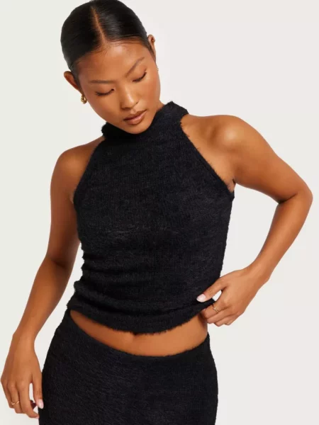 Top in Black Nelly Woman GOOFASH