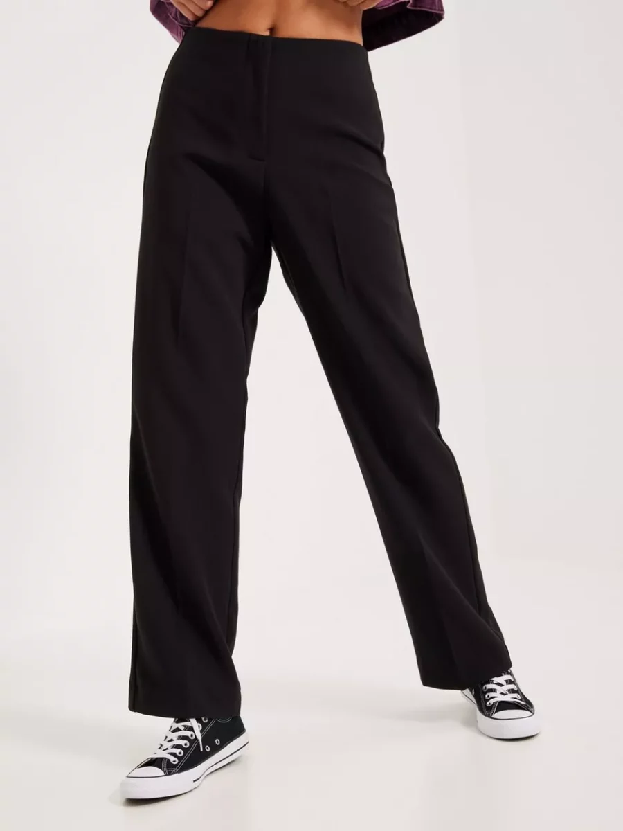 Vero Moda - Womens Trousers in Black from Nelly GOOFASH