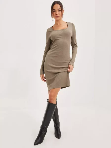 Vila - Brown Knitted Dress Nelly Woman GOOFASH