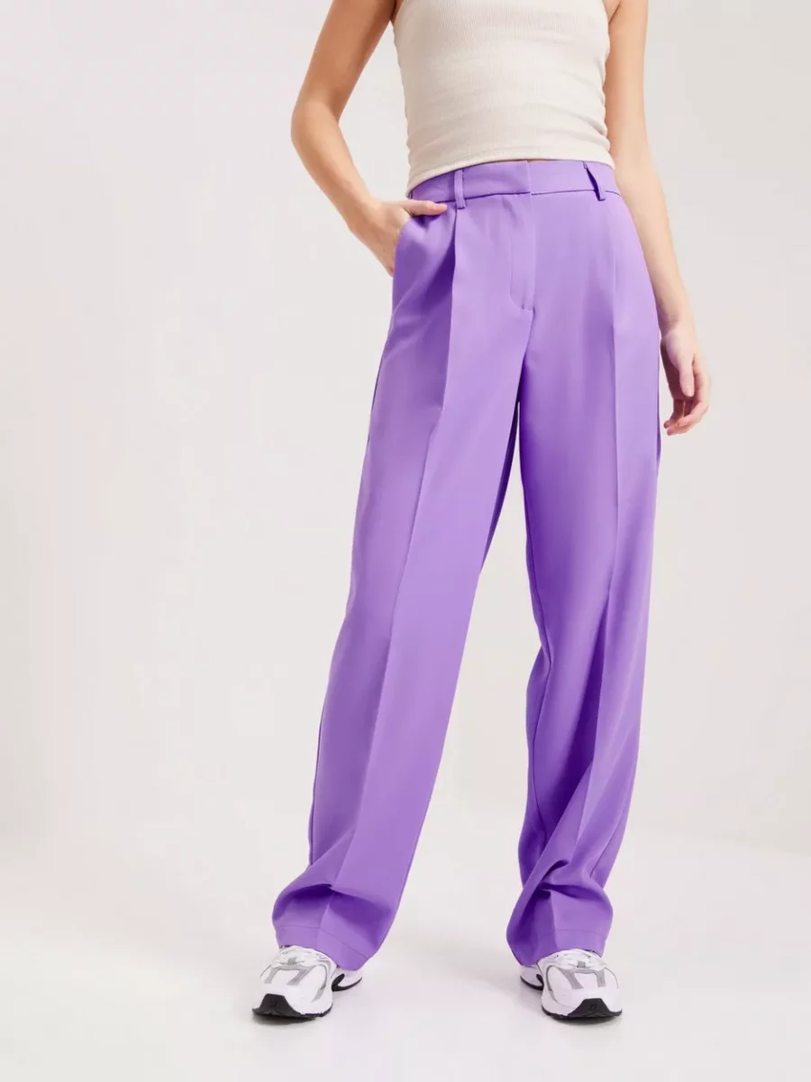 Wide Leg Trousers Purple Nelly Pieces GOOFASH