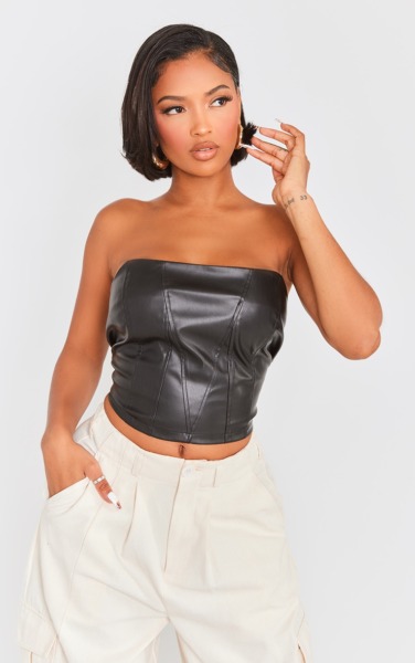 Woman Bandeau in Black at PrettyLittleThing GOOFASH