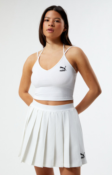 Woman Crop Top in White by Pacsun GOOFASH