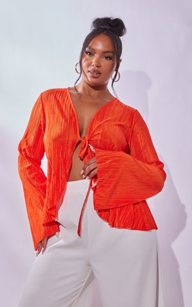 Woman Orange Blouse from PrettyLittleThing GOOFASH