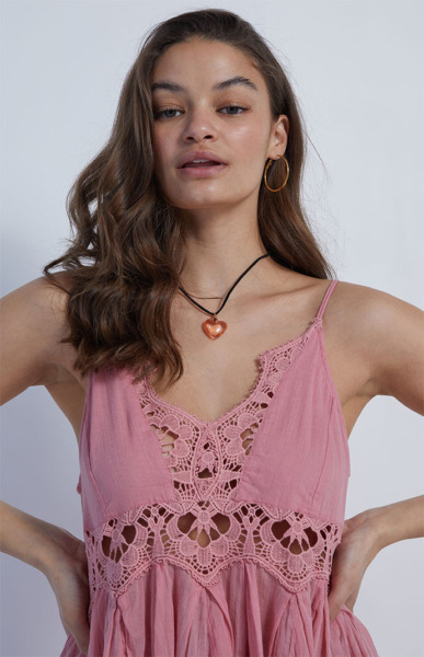 Woman Pink Top by Pacsun GOOFASH