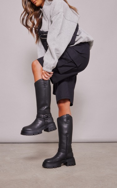 Women Boots in Black - PrettyLittleThing GOOFASH