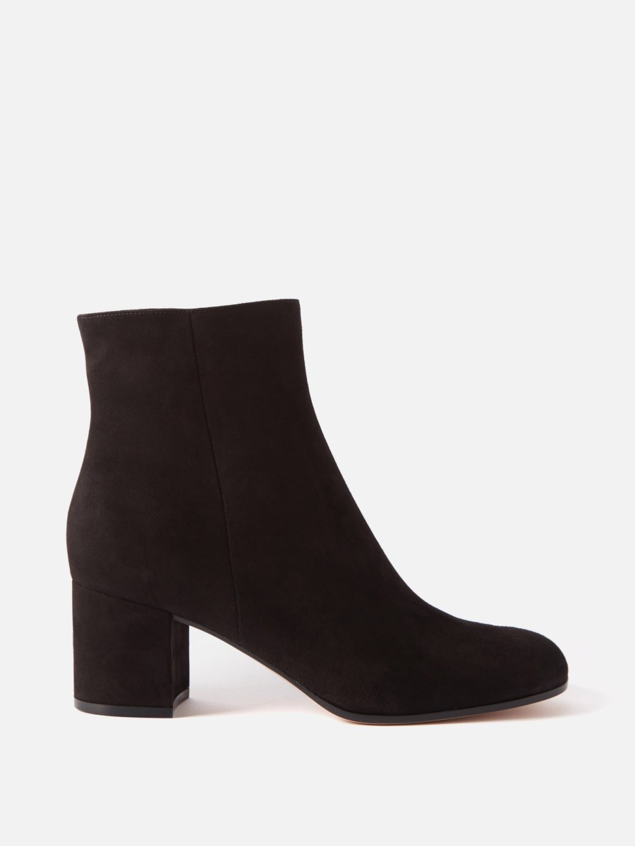 Womens Ankle Boots in Black - Matches Fashion GOOFASH
