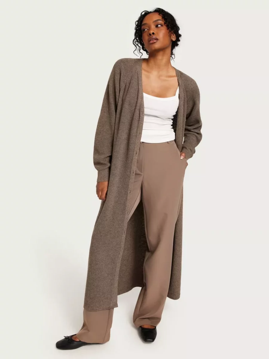 Womens Cardigan in Brown at Nelly GOOFASH