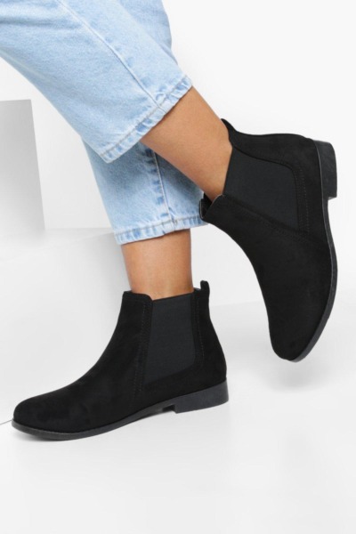 Womens Chelsea Boots in Black Boohoo GOOFASH