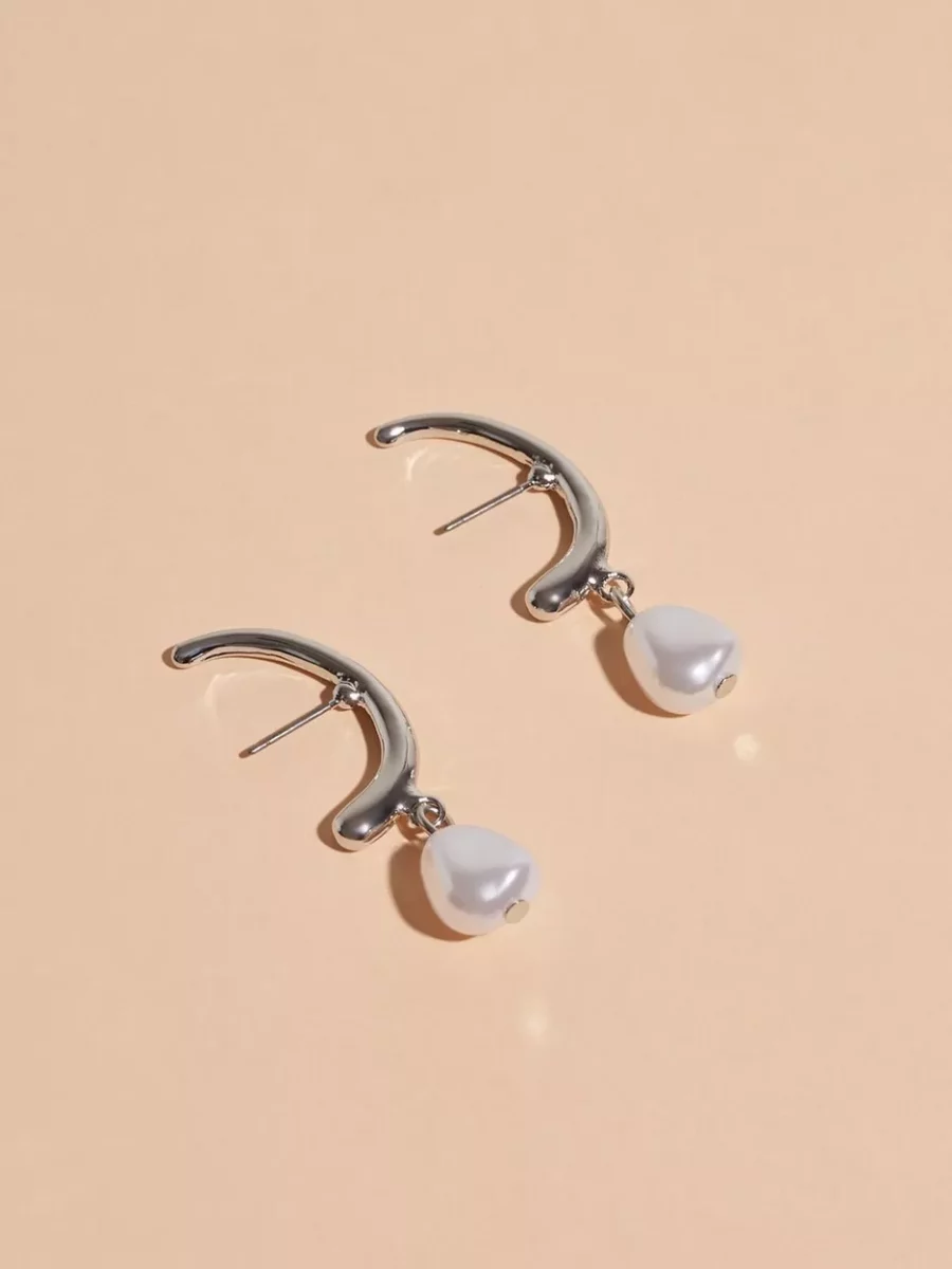 Womens Earrings Silver Pieces - Nelly GOOFASH