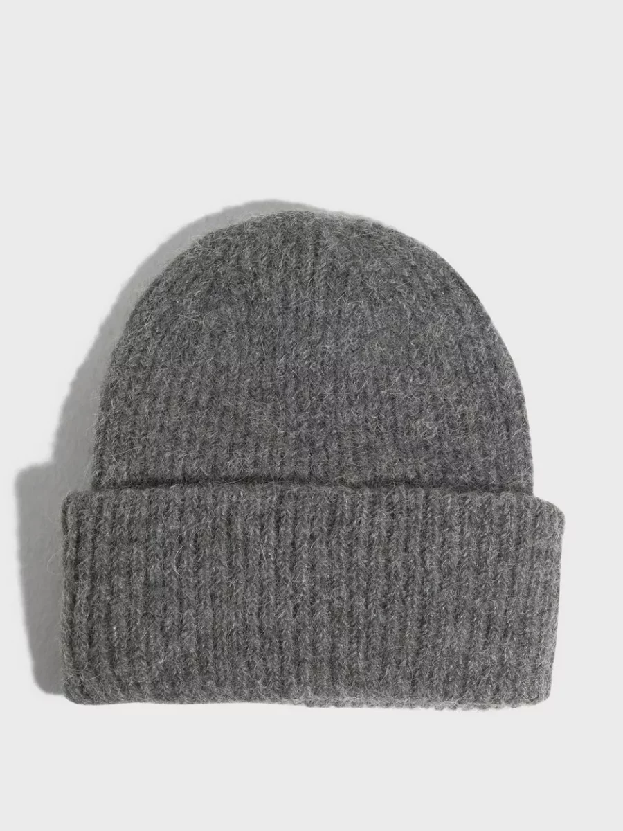 Women's Hat in Grey from Nelly GOOFASH