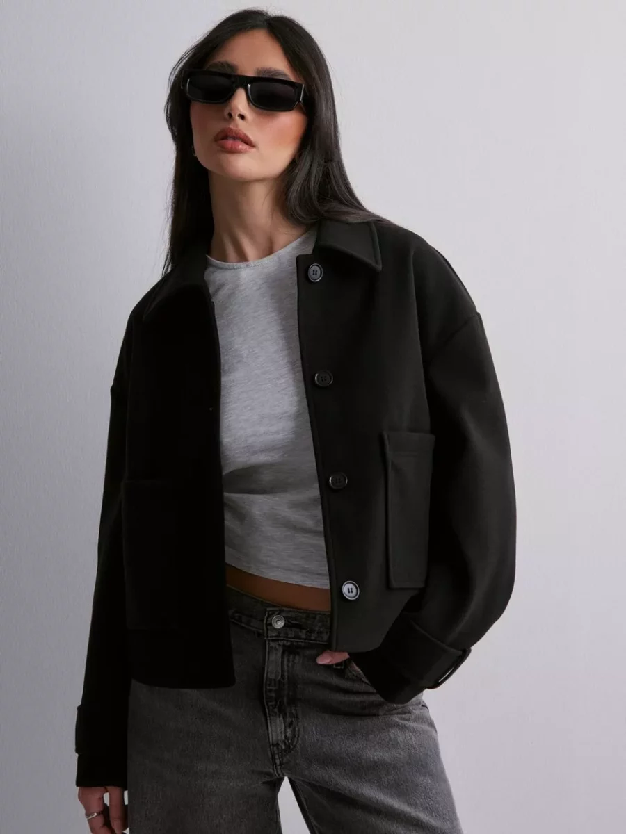 Womens Jacket in Black at Nelly GOOFASH
