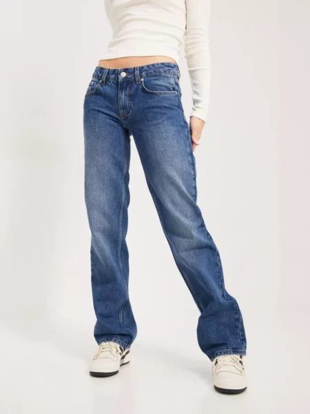Womens Jeans Blue at Nelly GOOFASH