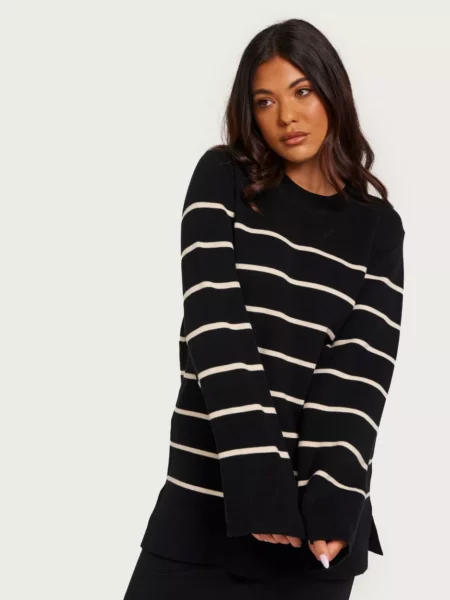 Women's Knitted Sweater in Black Selected - Nelly GOOFASH