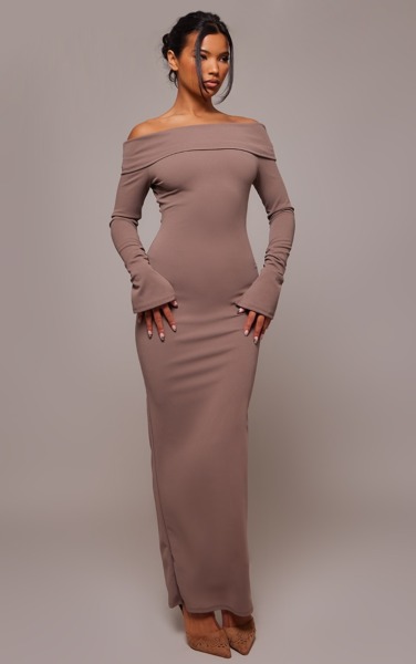 Women's Maxi Dress Beige by PrettyLittleThing GOOFASH