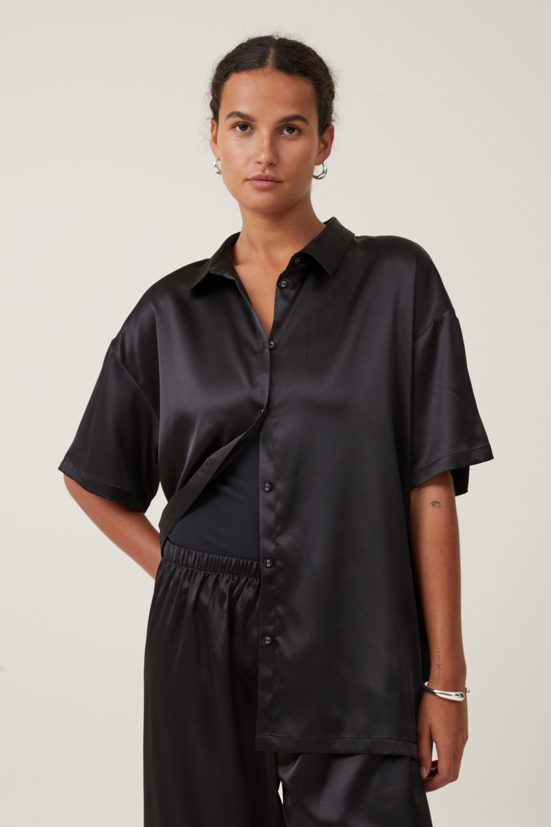 Women's Shirt in Black Cotton On GOOFASH